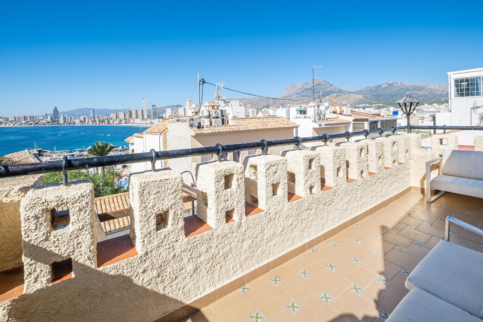 Apartamentos El Castell Benidorm Old-Town Room photo